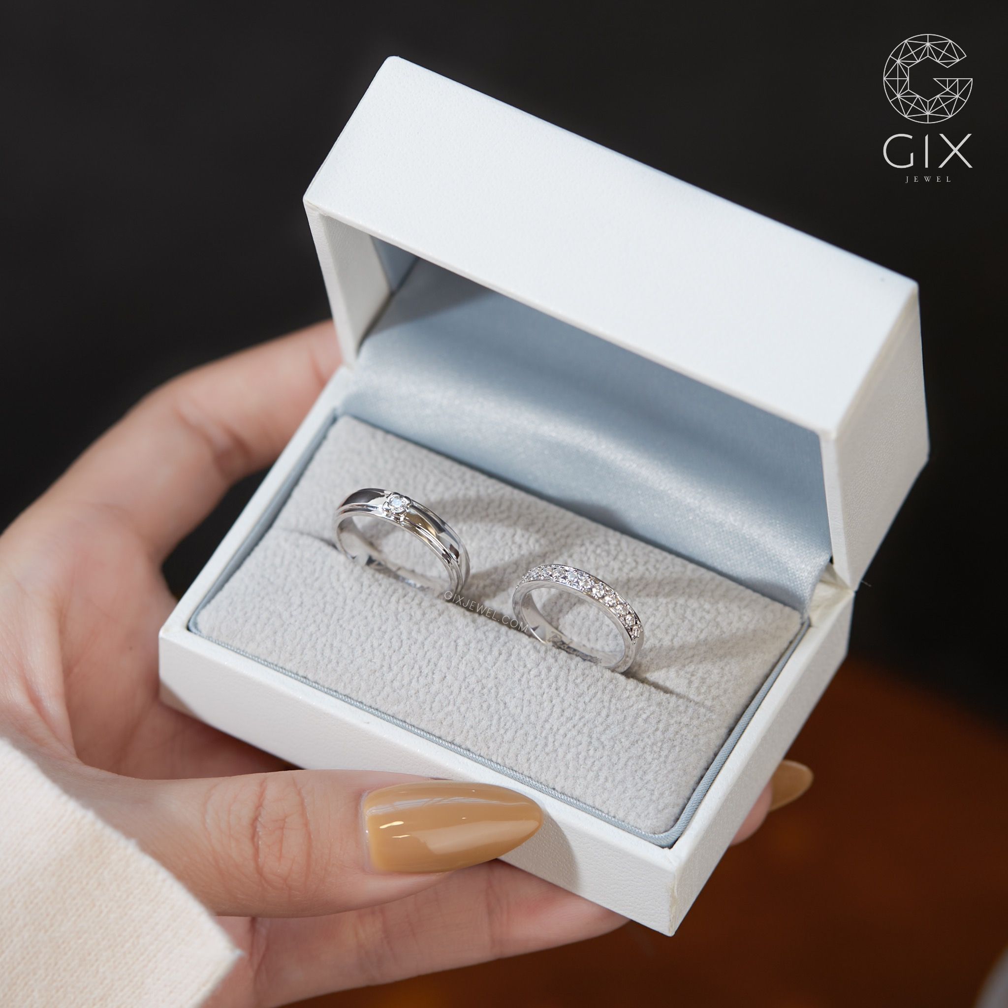 Nhẫn Cưới Vàng 14K Luxury Đính Kim Cương Tự Nhiên Gix Jewel - GCR25050005