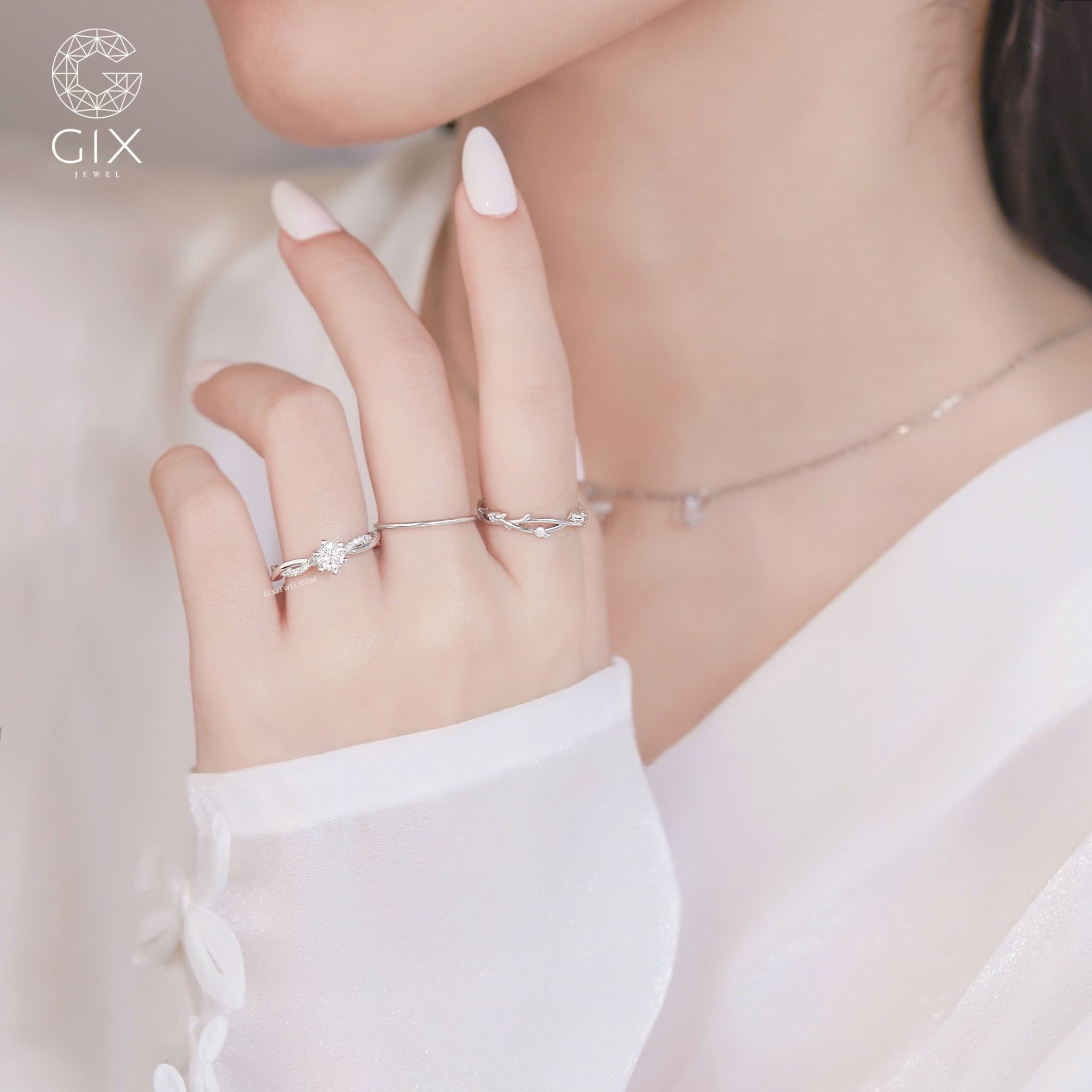 Nhẫn cầu hôn kiểu đẹp giá rẻ vàng tây 18k đính kim cương nhân tạo Gix Jewel