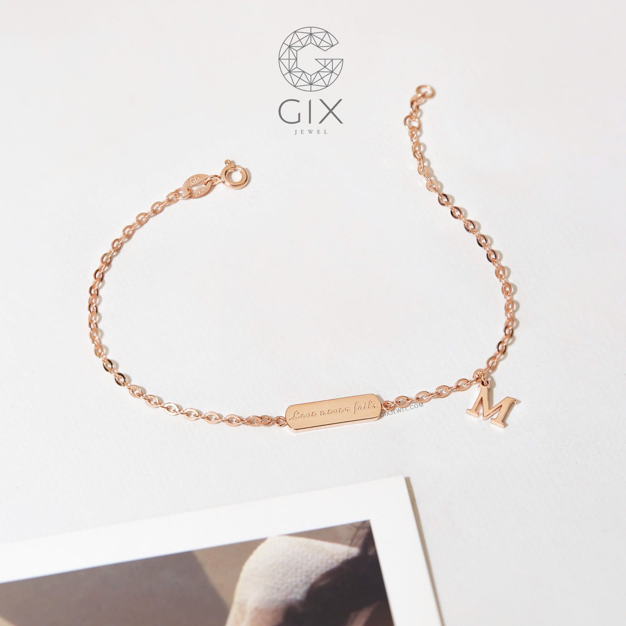 Vòng đeo tay nữ vàng 18k bạc 925 handmade dạng xích gắn charm chữ cái Gix