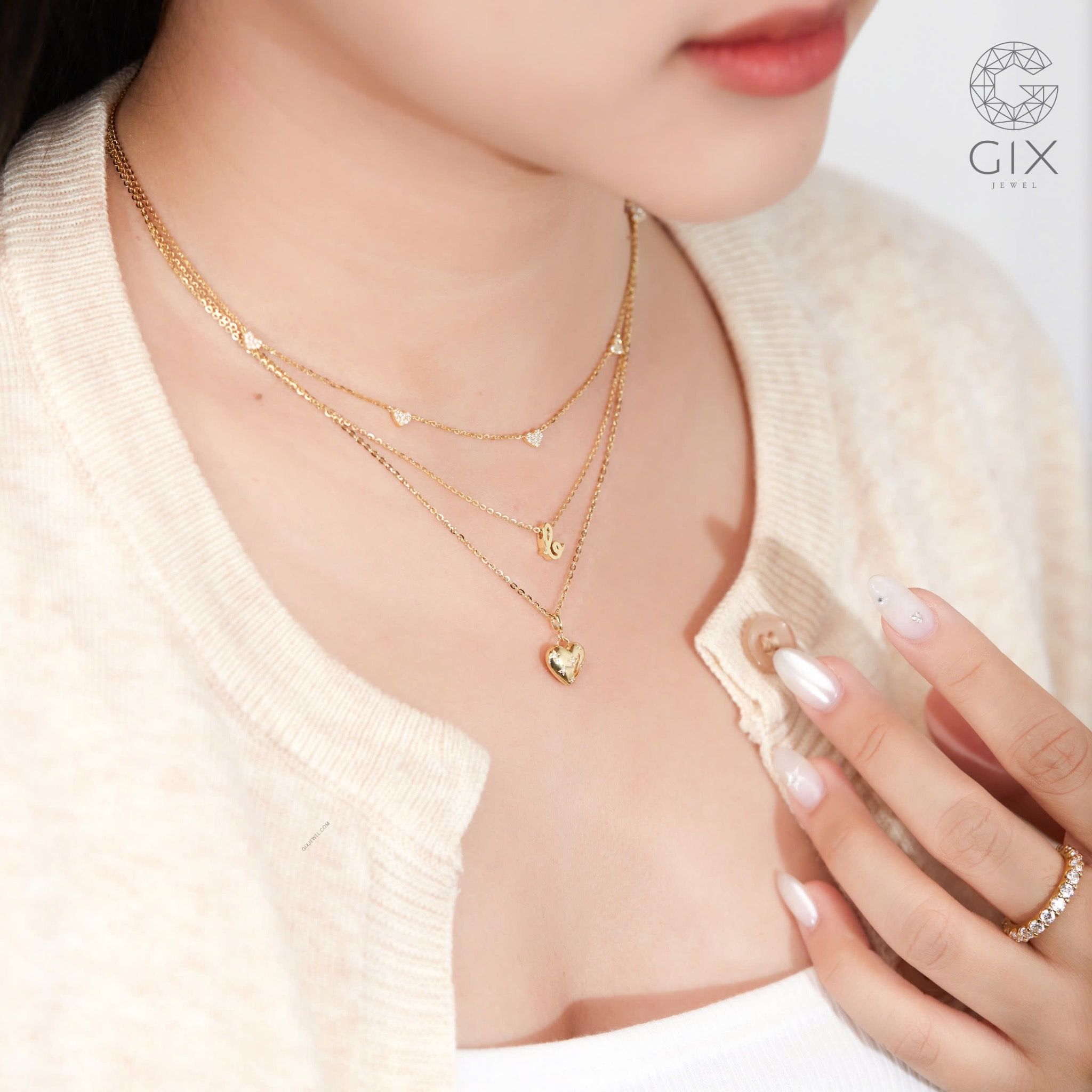 Dây chuyền kim cương vàng tây chữ cong 18k hình trái tim sợi mảnh đẹp GixJewelry
