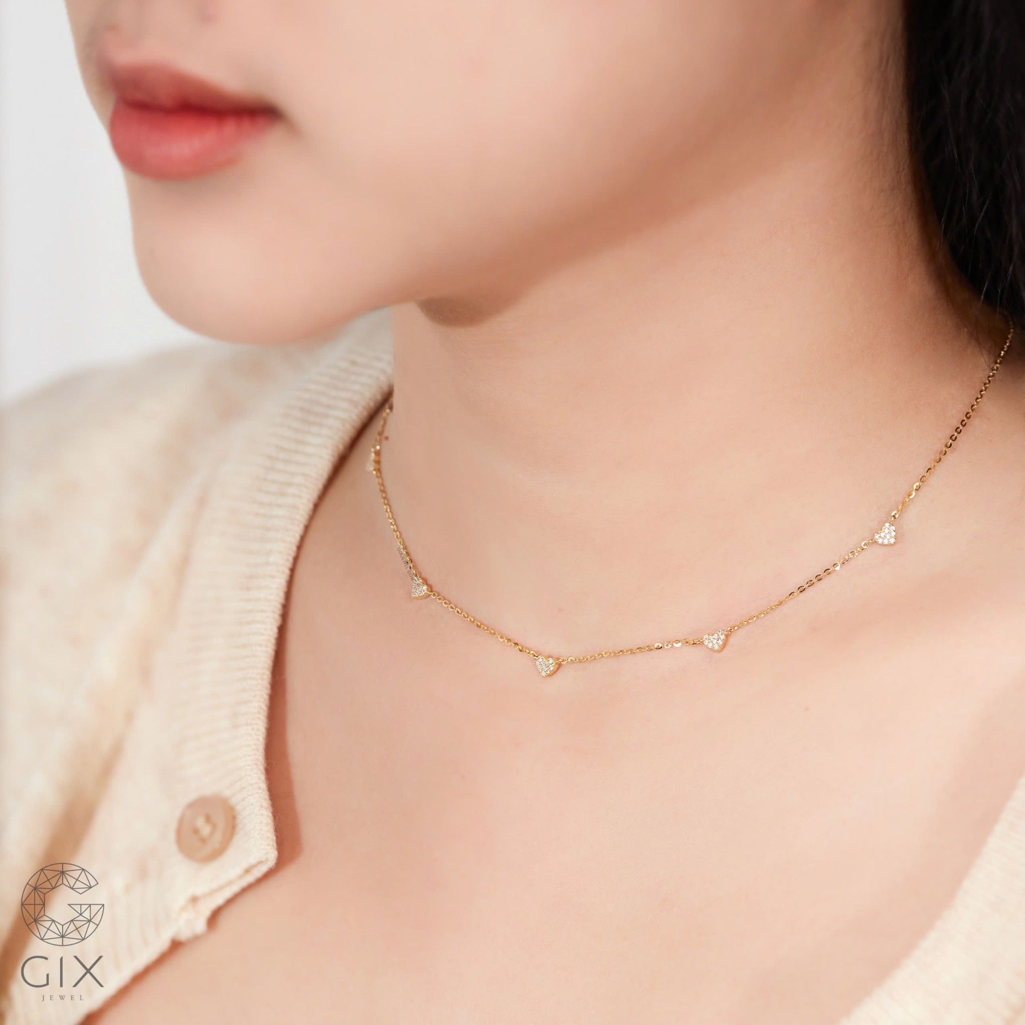 Dây chuyền kim cương vàng tây chữ cong 18k hình trái tim sợi mảnh đẹp GixJewelry
