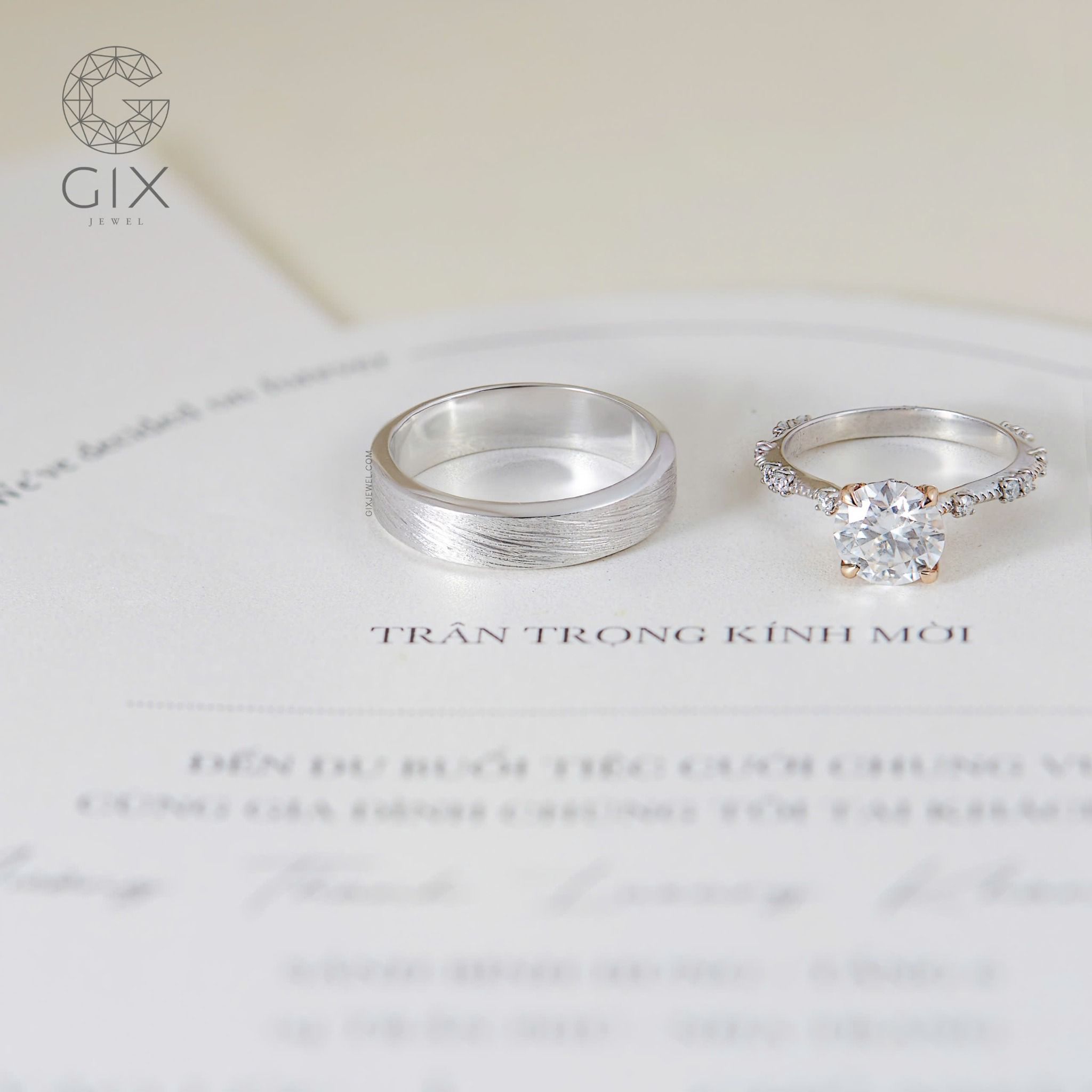 Nhẫn Vàng Cầu Hôn 18K Đẹp Nhất Bạc S925 Đính Kim Cương Moissanite Gix Jewel