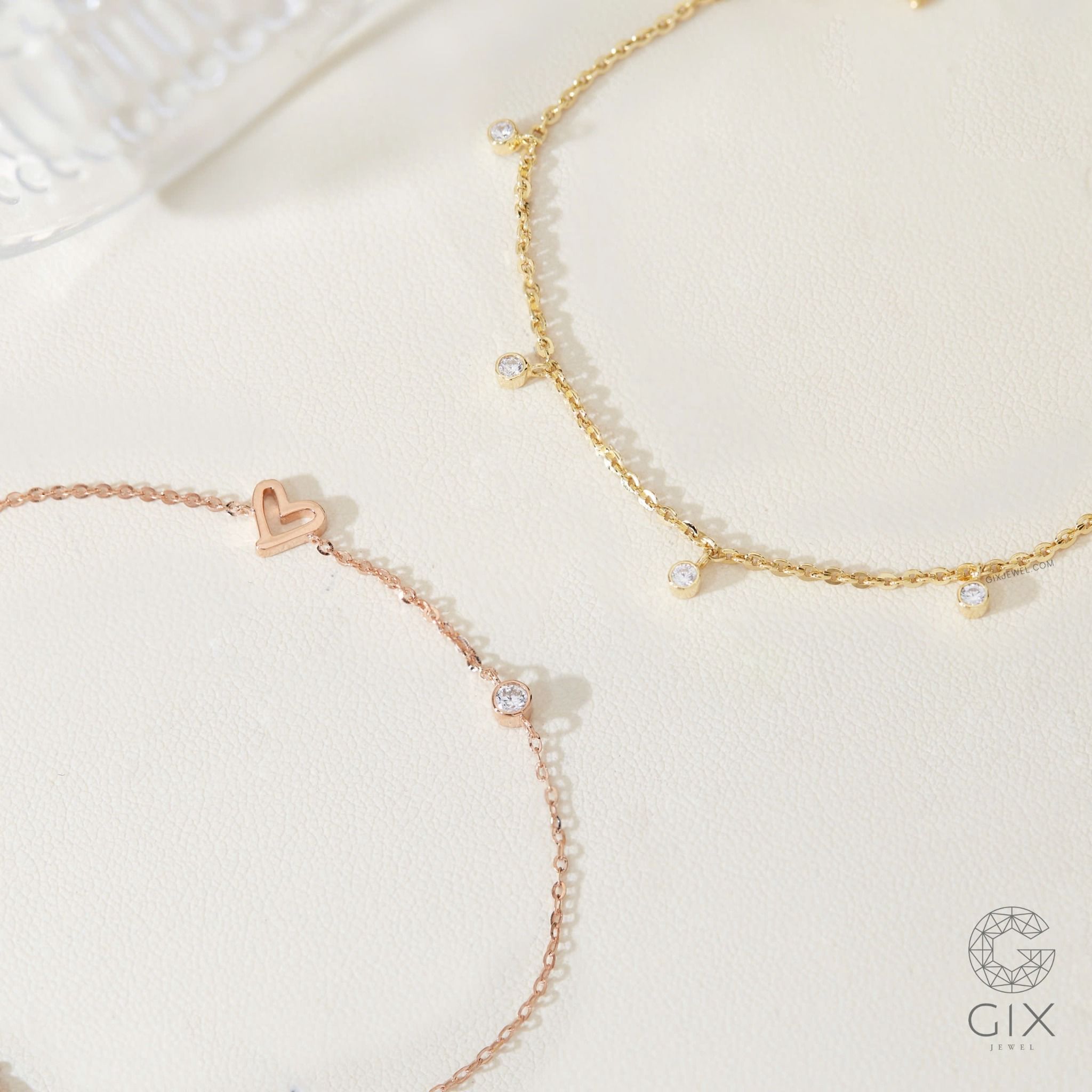 Lắc tay bạc nữ vàng 18k sợi chữ cong trái tim dễ thương đính kim cương Gix Jewelry