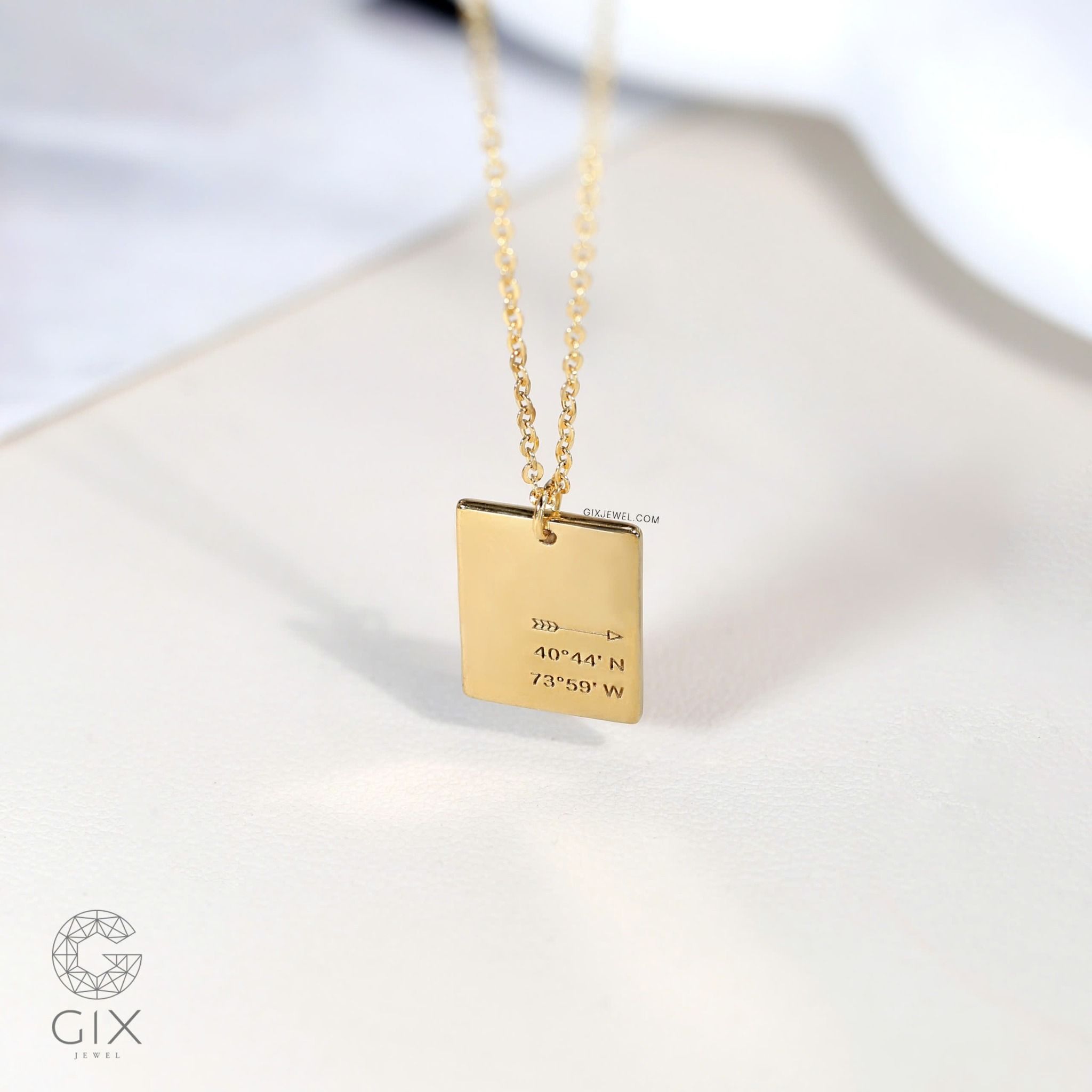 Dây chuyền đôi vàng 18k khắc tên theo yêu cầu sợi chữ cong hình chữ nhật Gix