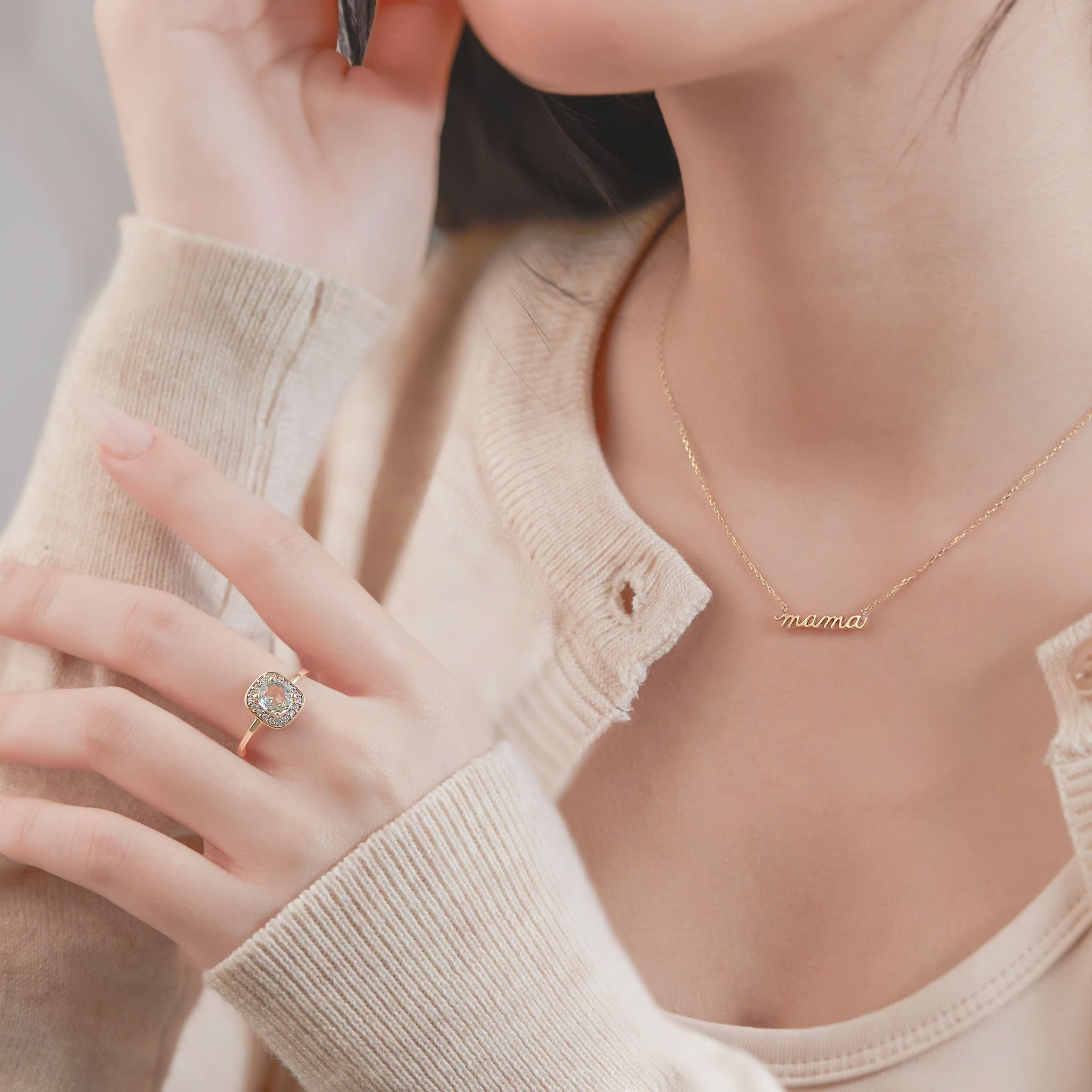 Mặt Dây Chuyền Vàng 18K Khắc Chữ Mama Theo Yêu Cầu Gix Jewel