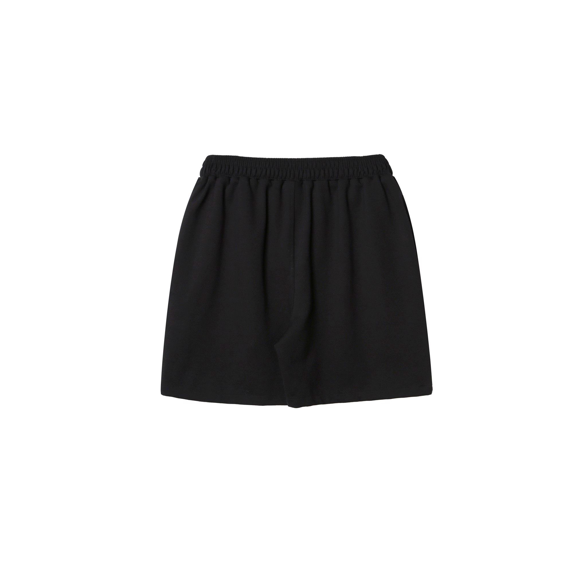 ESSENTIAL SHORT BLACK < ĐEN >
