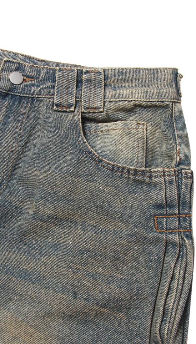 PLEATED WASH DENIM PANTS