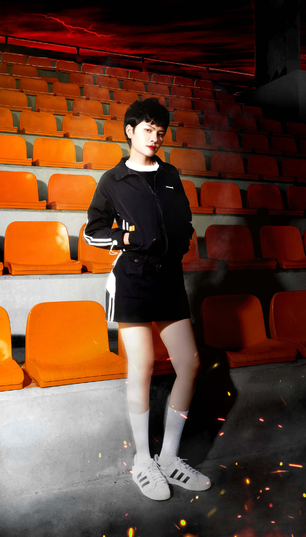 SPORTY WOMEN JACKET