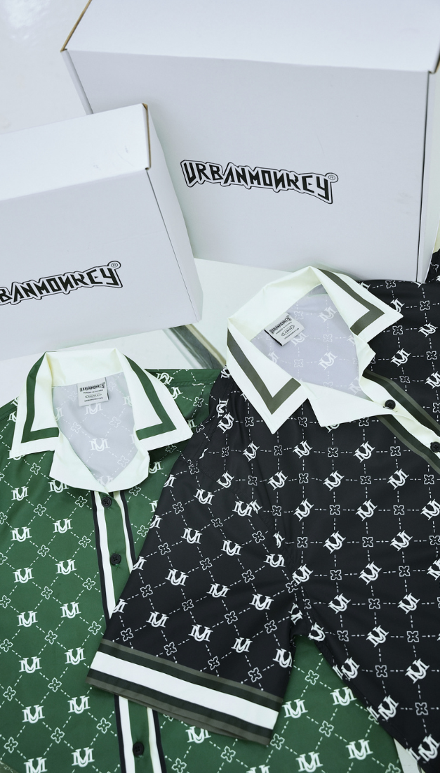 UM MONOGRAM BLACK SHIRT