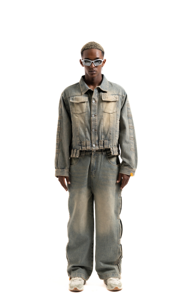 PLEATED WASH DENIM JACKET
