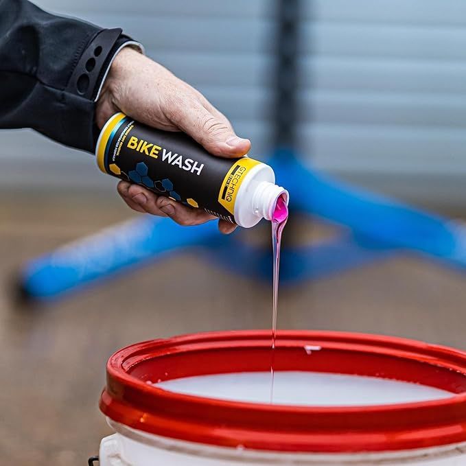 Bọt Rửa Xe Làm Mềm Vết Bẩn - Bike Wash 250ml