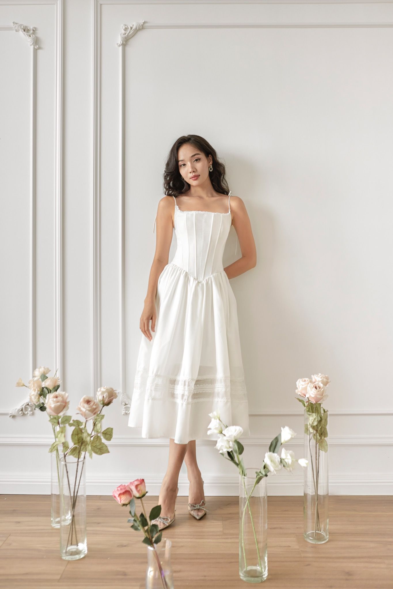 COLBIE DRESS (white)