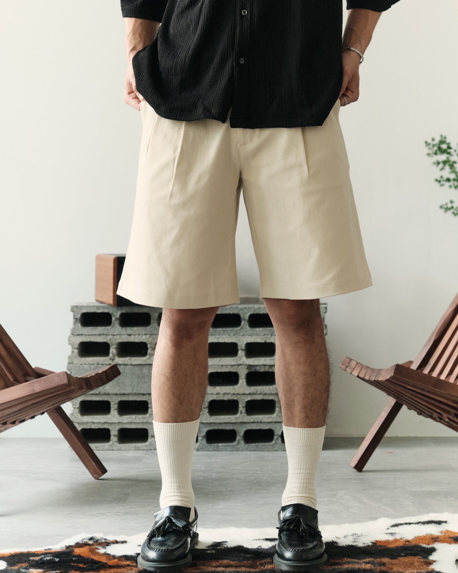 Pleated Short - Cream