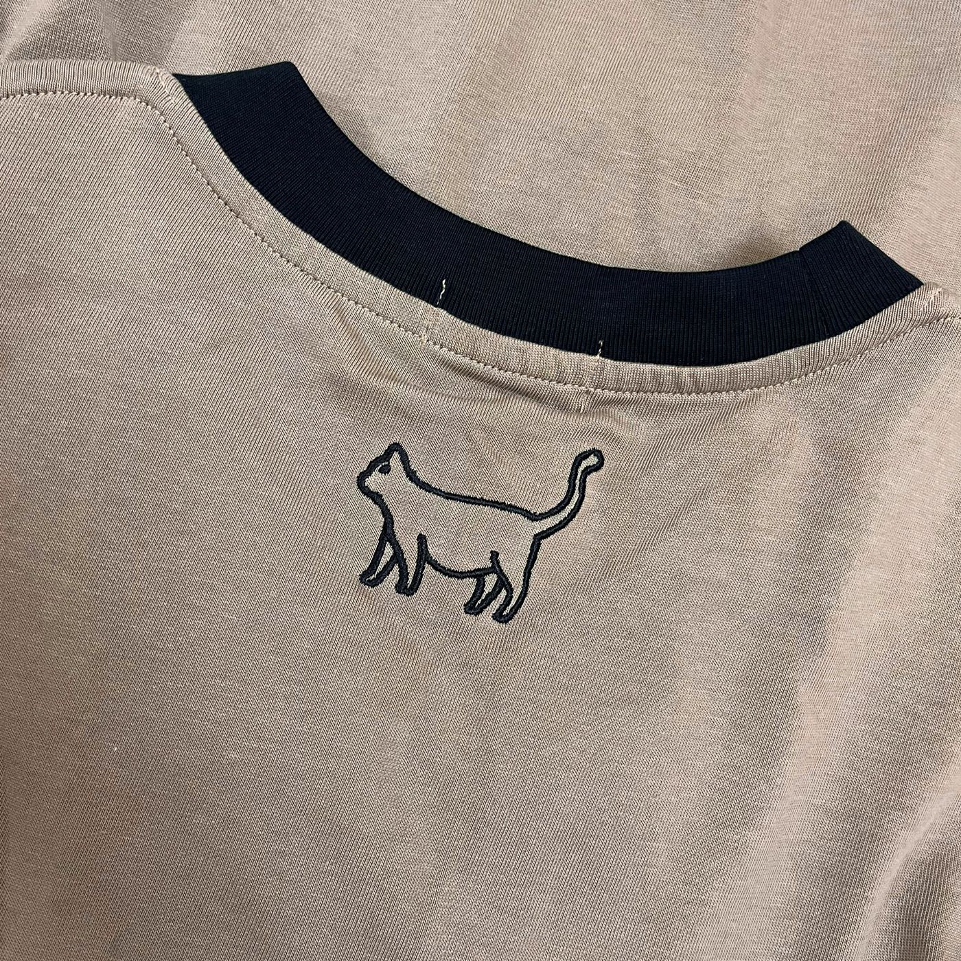 Introvert But Open To Cats T-shirt - Grey