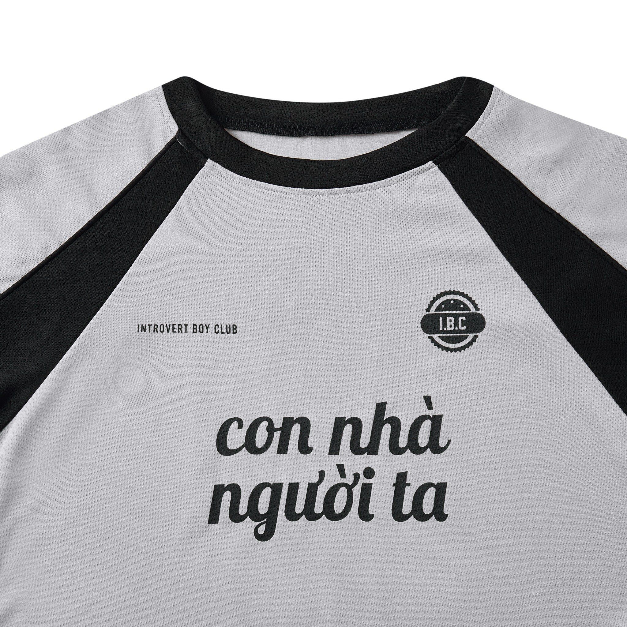 Con Nhà Người Ta T-shirt - Grey