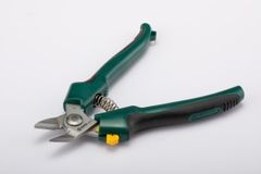 Kéo mũi cong cắt dây có lò xo 7 inch SATA 93110 - ELECTRICANS DIAGONAL PLIERS 7"