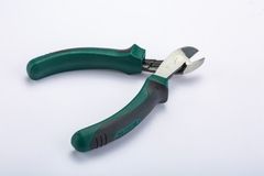Kìm mũi cong nhỏ H/L 5 inch SATA 70615A - 5" H/L MINI DIAGONAL PLIERS