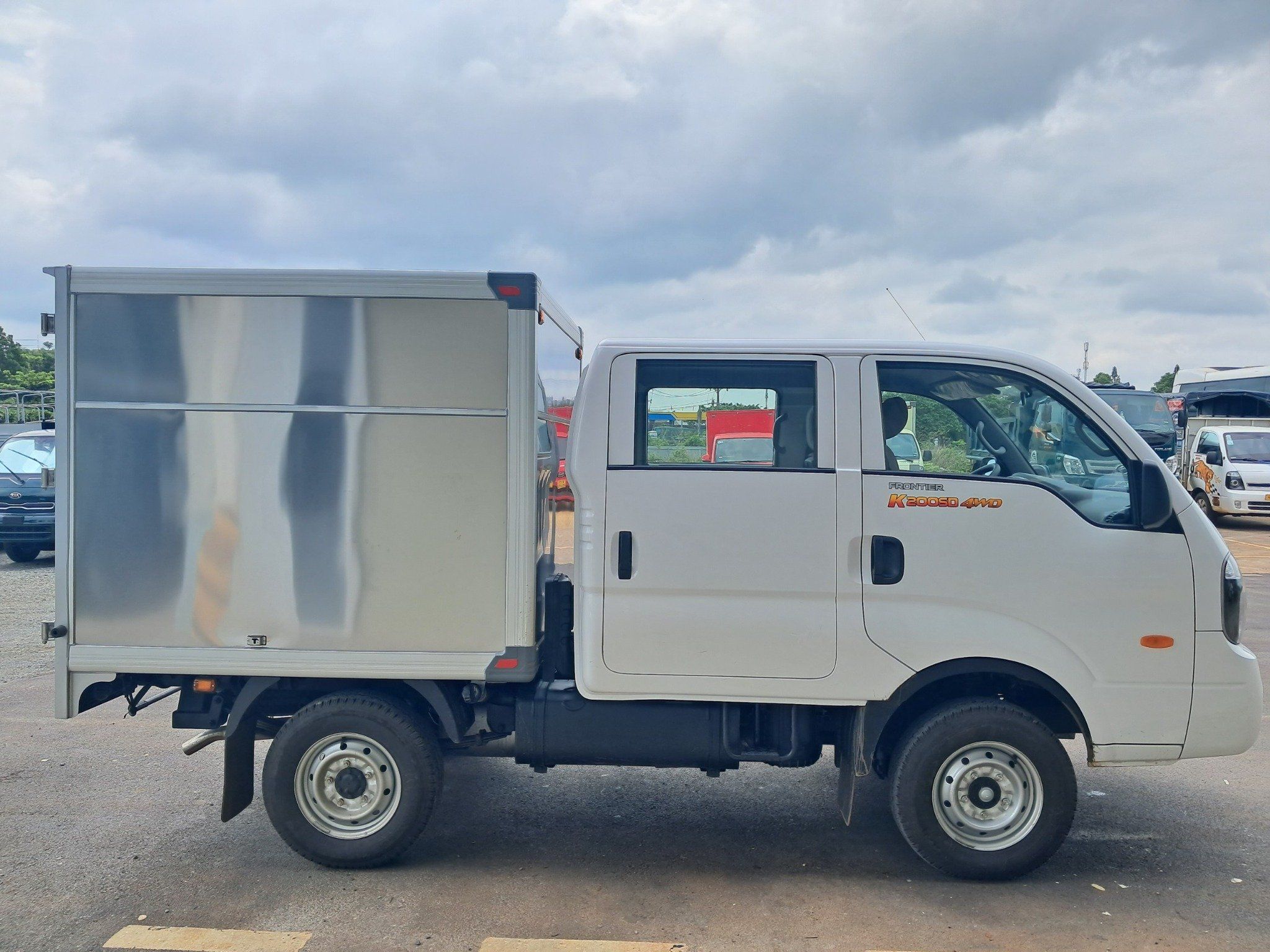 KIA K200SD-4WD 6 CHỖ 1,49 TẤN