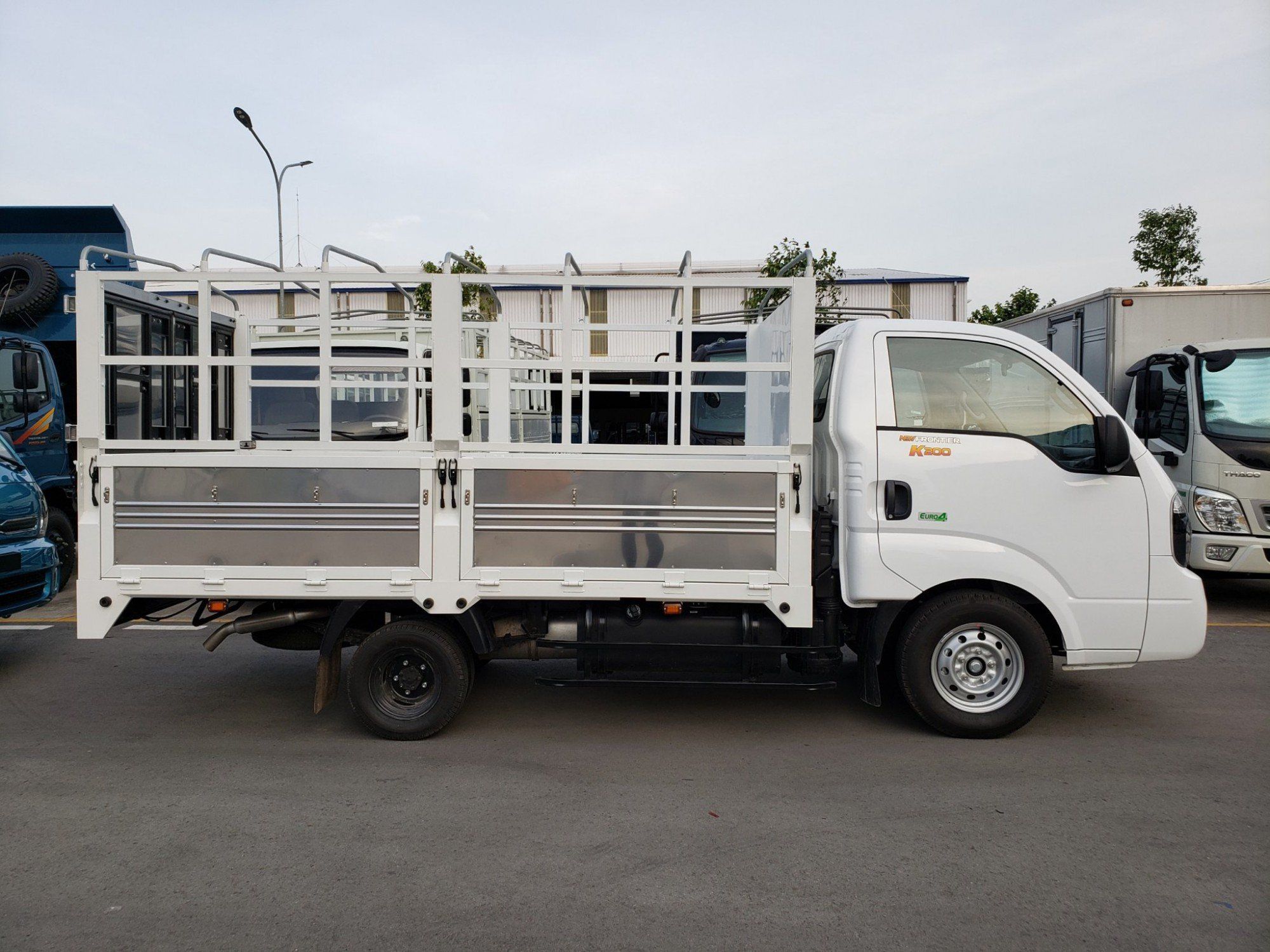 Kia K200 - Thùng Mui Bạt 5 Bửng - 1.950kg
