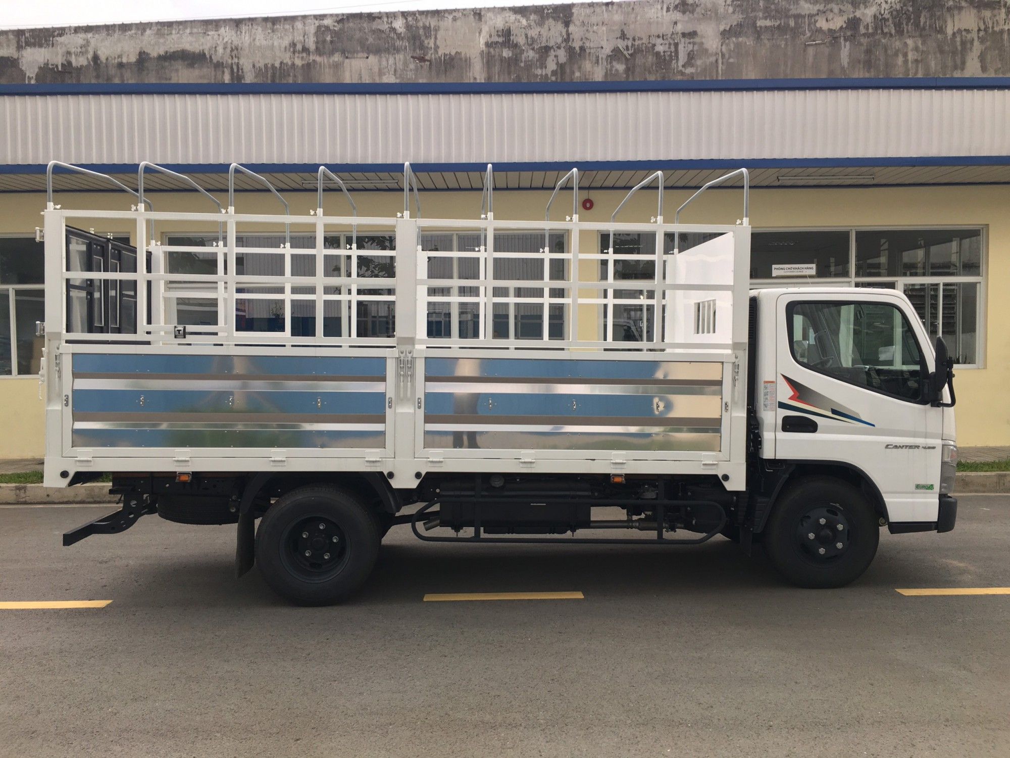 FUSO CANTER 4.99 - MUI BẠT - 1.99/ 2.1 TẤN