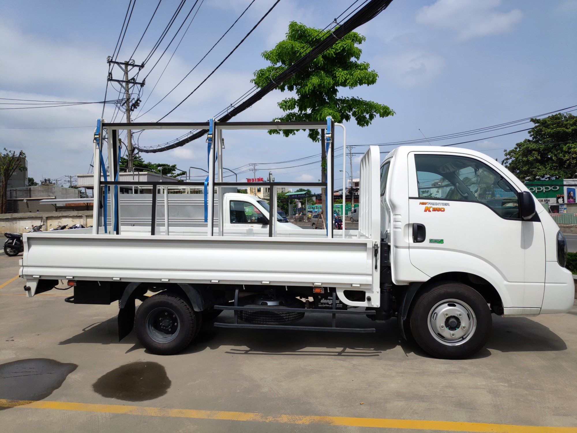 Kia K250 - Gía Chở Kính - 2.490kg