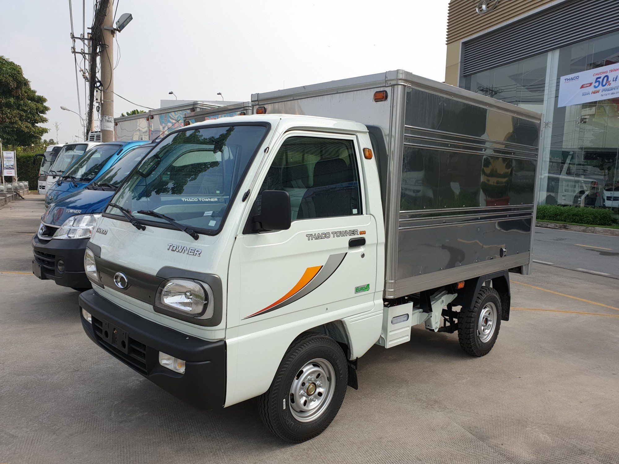 Thaco Towner 800 - Thùng Kín - 850kg