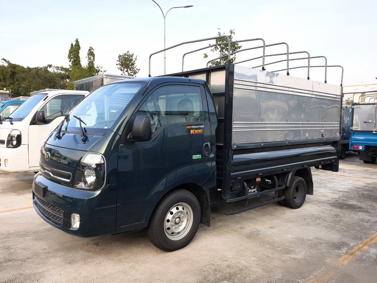 Kia K200 - Thùng Mui Bạt 3 Bửng - 1.950kg