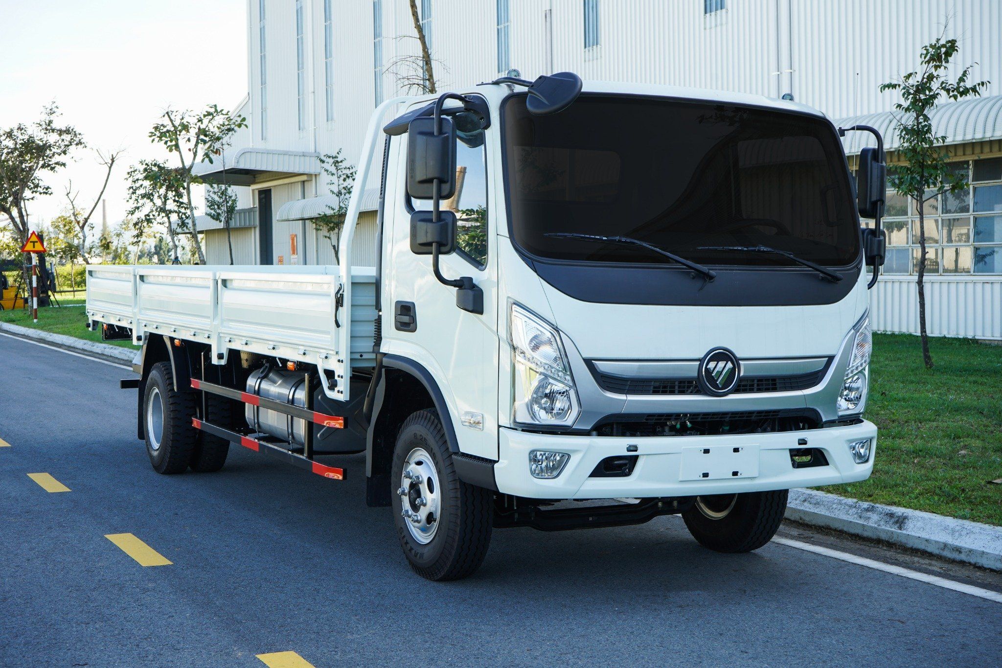 XE TẢI THACO OLLIN S720 6.8 TẤN THÙNG 6M2