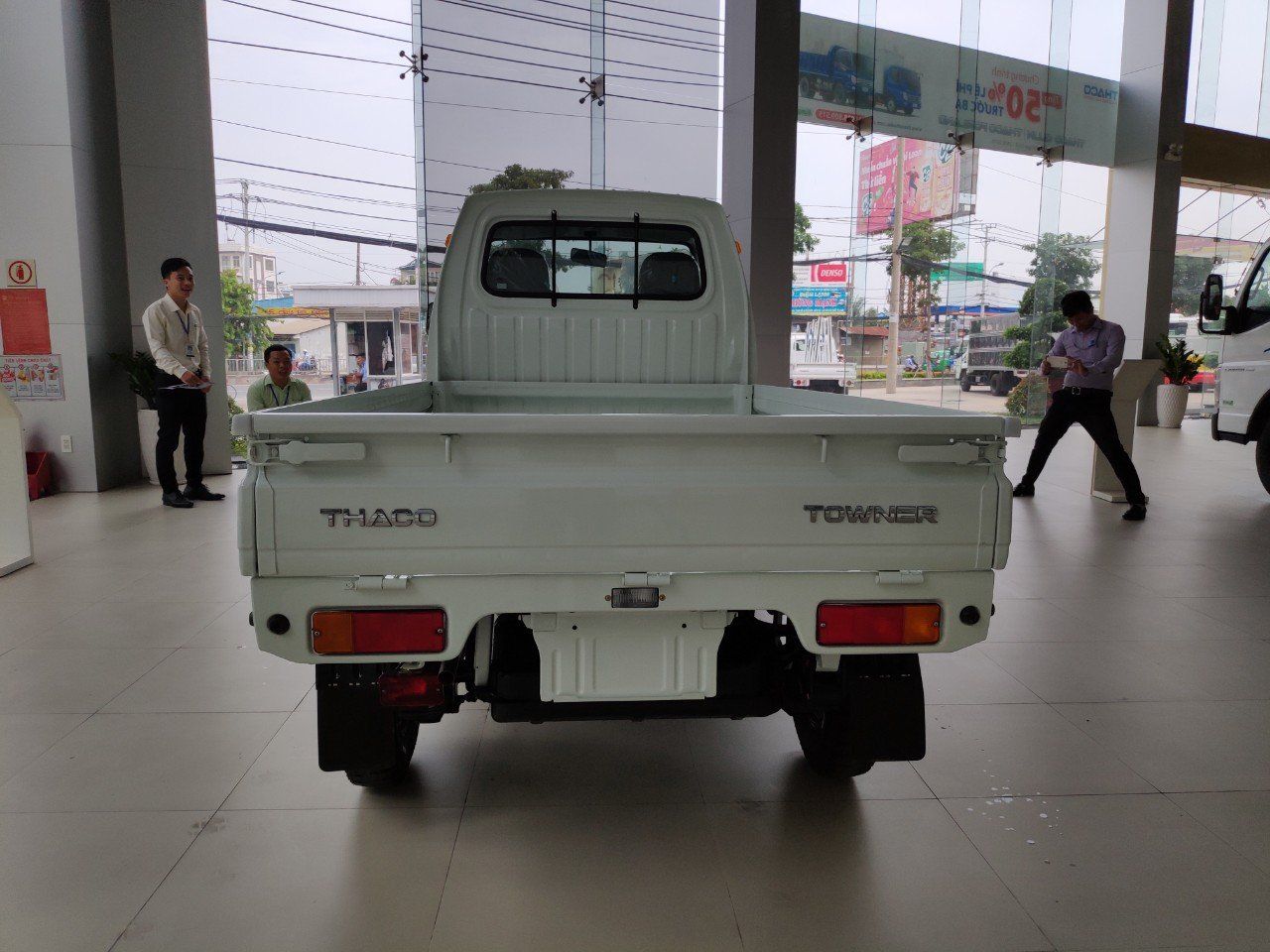 THACO TOWNER 800 - THÙNG LỬNG - TẢI TRỌNG 990KG