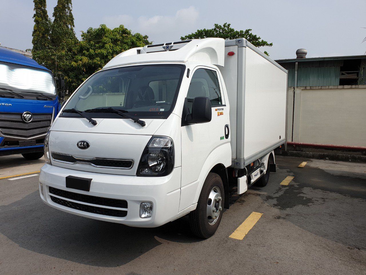 Kia K250 - Thùng Đông Lạnh - 1.990kg