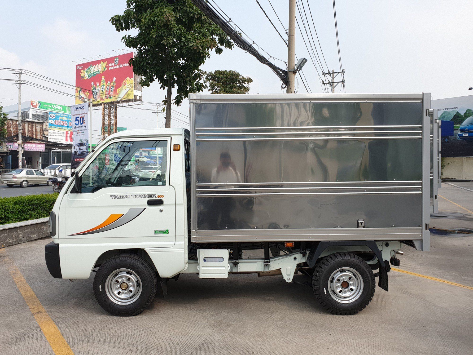Thaco Towner 800 - Thùng Kín - 850kg