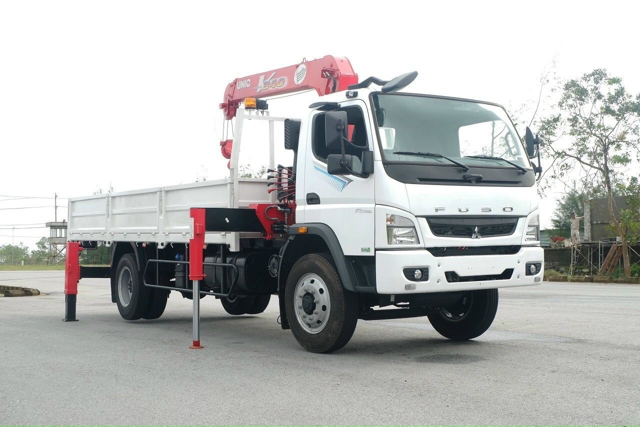 Xe tải Fuso FI 170L gắn cẩu 3 tấn Unic URV344K