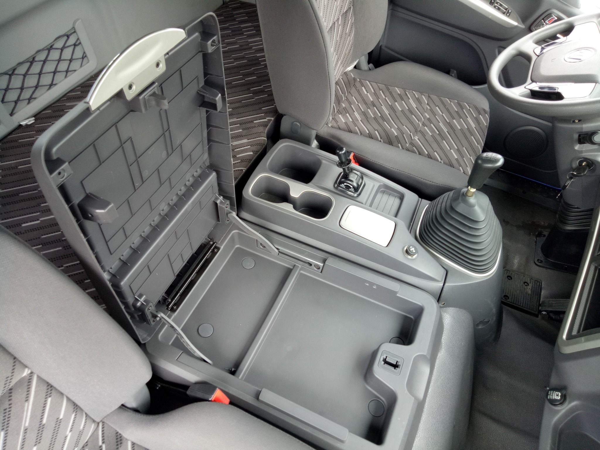 XE TẢI 3 CHÂN 14 TẤN - THACO AUMAN C240