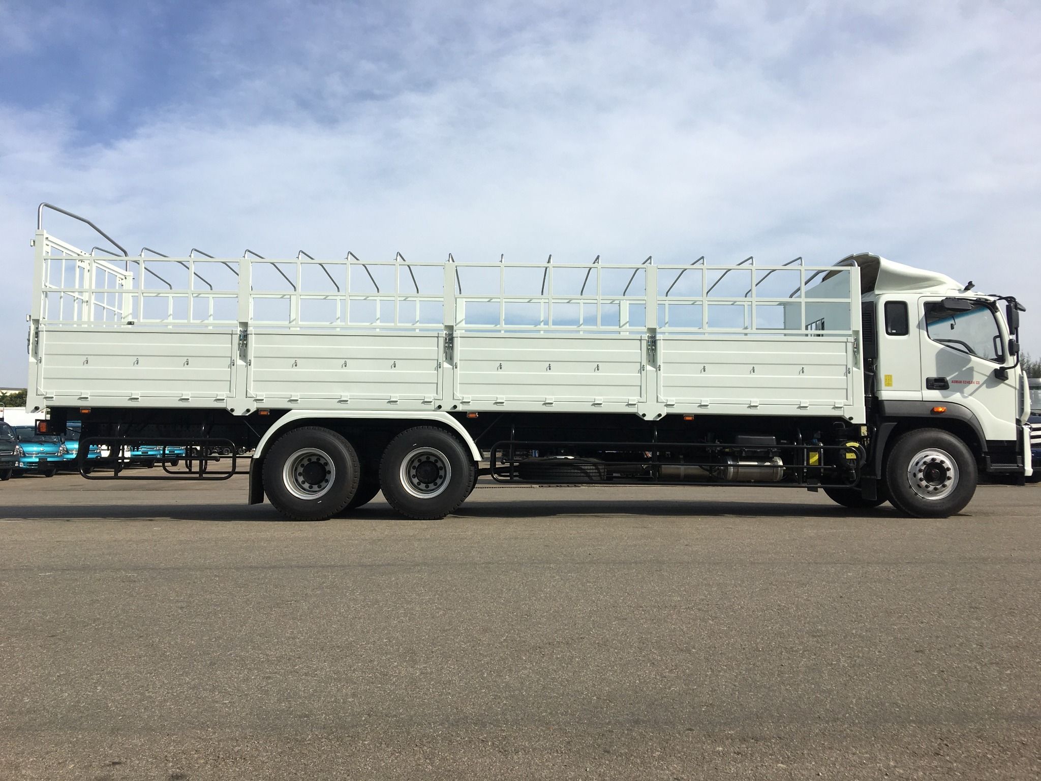 XE TẢI 3 CHÂN 14 TẤN - THACO AUMAN C240