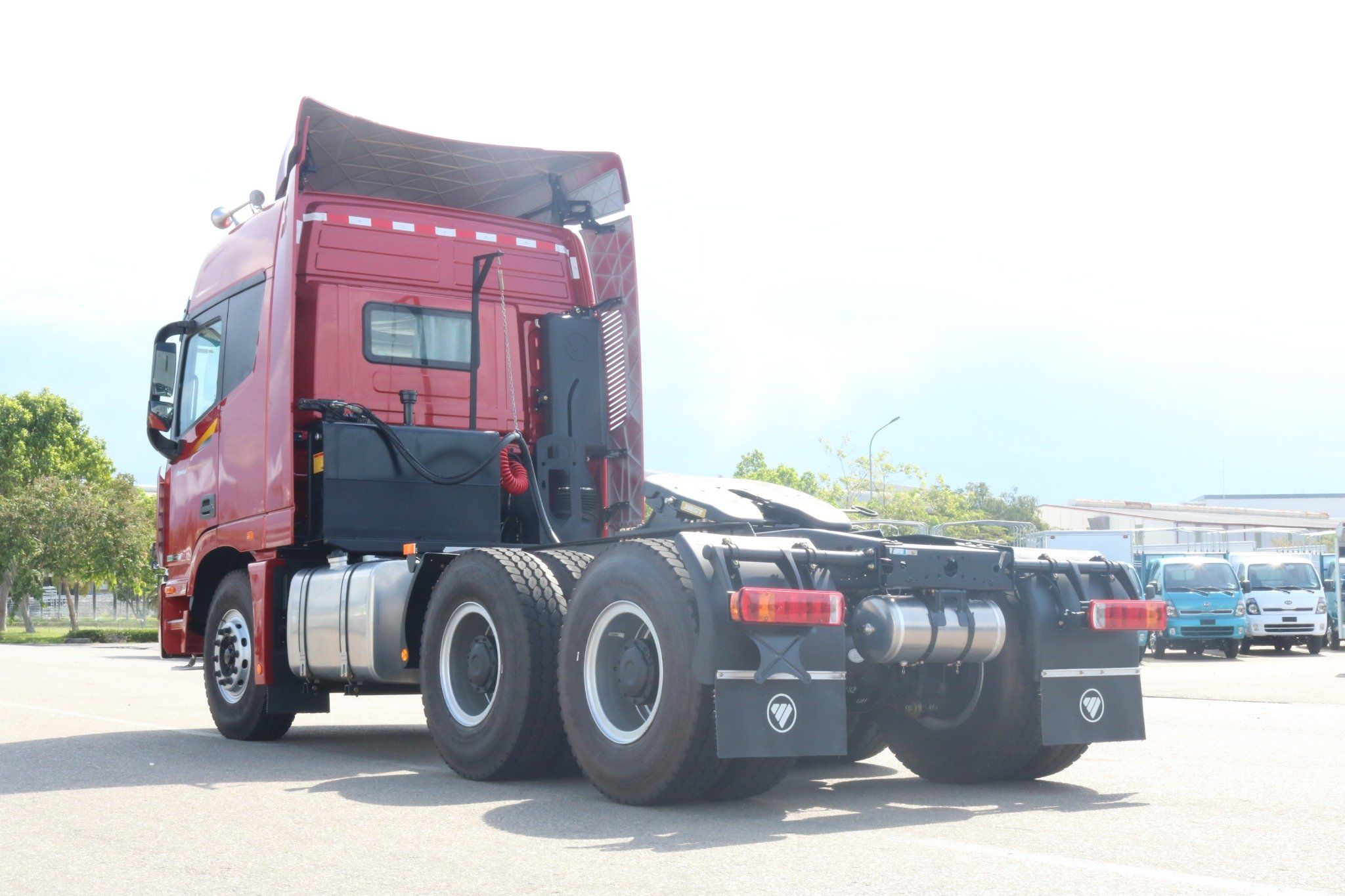 XE ĐẦU KÉO THACO FOTON AUMAN FV400 ĐỘNG CƠ CUMMINS 400PS