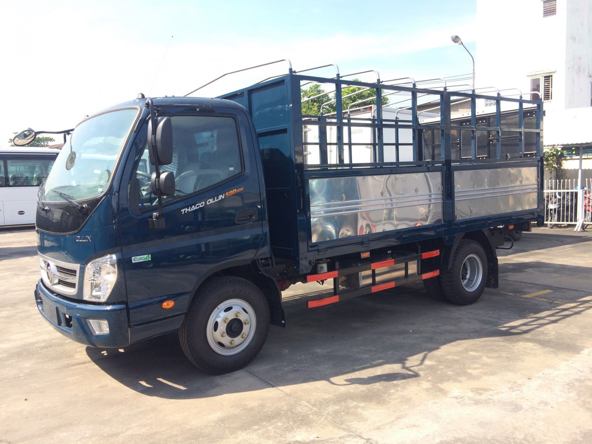 Thaco Ollin 120 - Thùng Mui Bạt - 7.1 Tấn