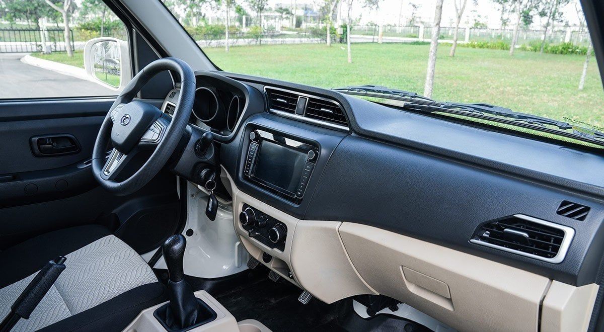 XE TẢI THACO FRONTIER TF220 THÙNG KÍN 990KG