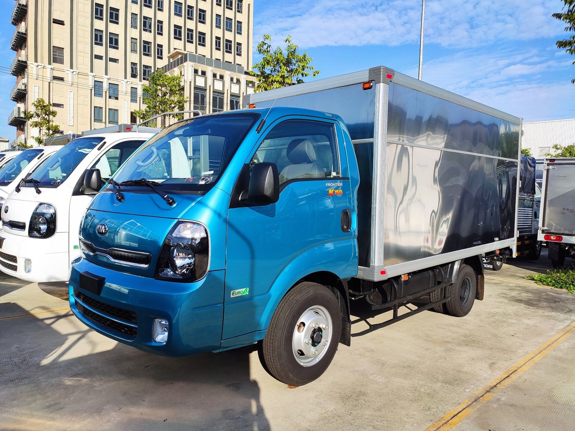 KIA K150 - THÙNG KÍN - 1,49 TẤN
