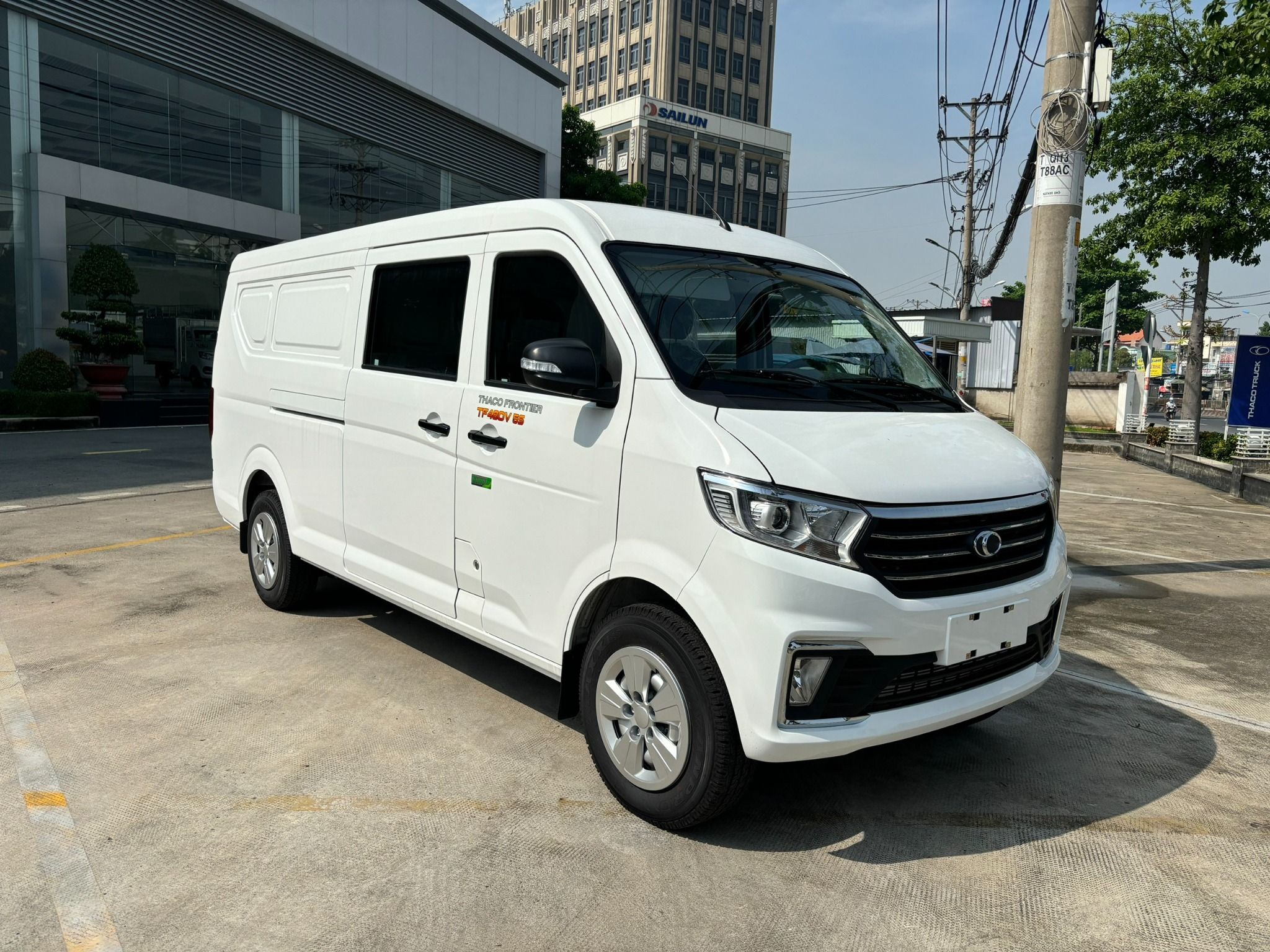 XE TẢI VAN THACO 5 CHỖ | TF480V 5S | 750 KG | THÙNG 1,9M