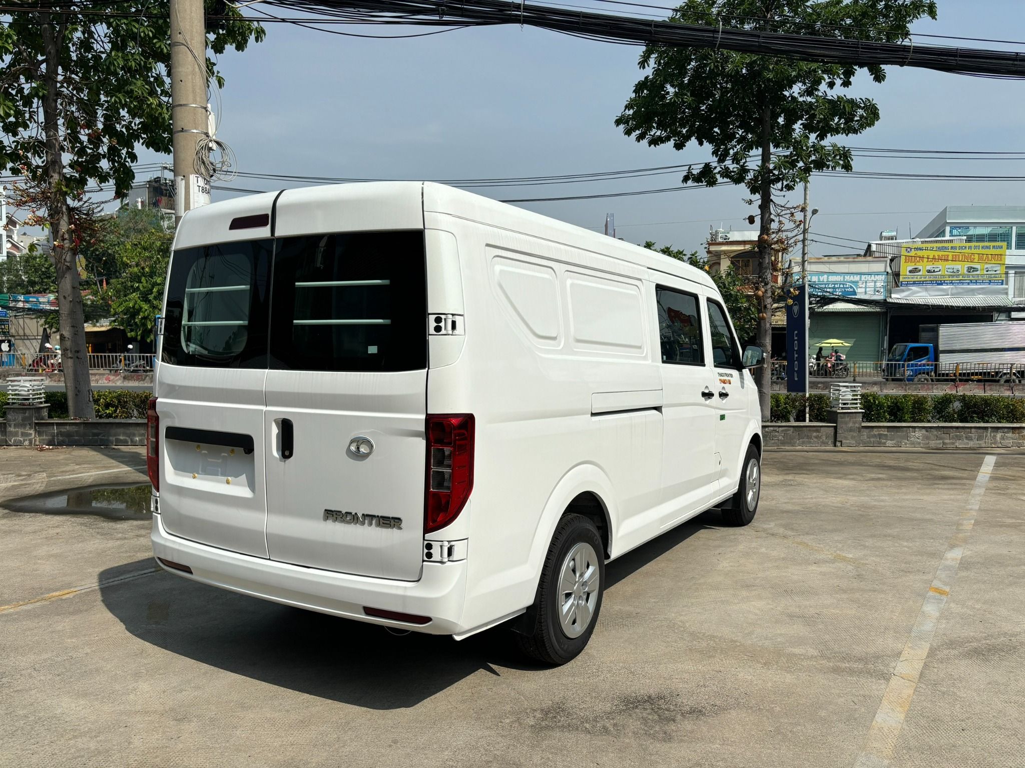 XE TẢI VAN THACO 5 CHỖ | TF480V 5S | 750 KG | THÙNG 1,9M