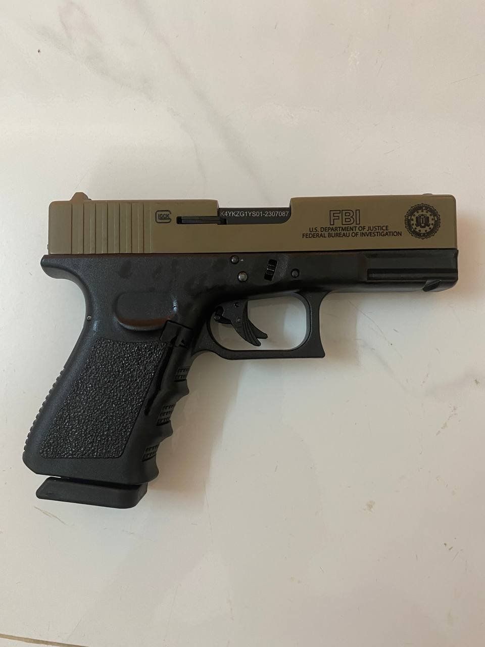 GLOCK FBI súng bắn đạn cao su