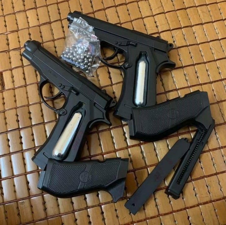 Súng bắn đạn bi sắt M84 Airsoft