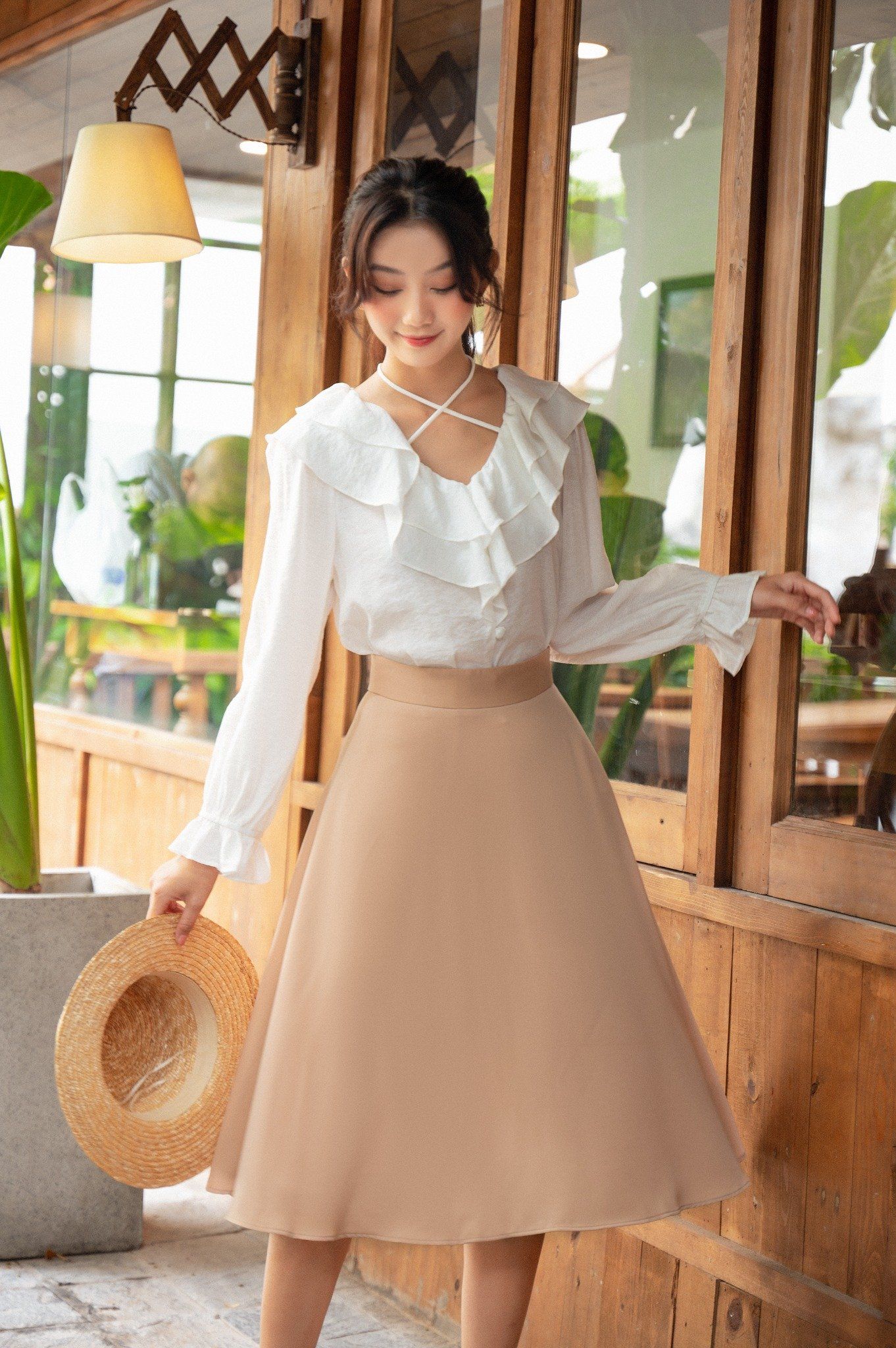 Áo Cổ Bèo Chui Cúc Vải FAK051