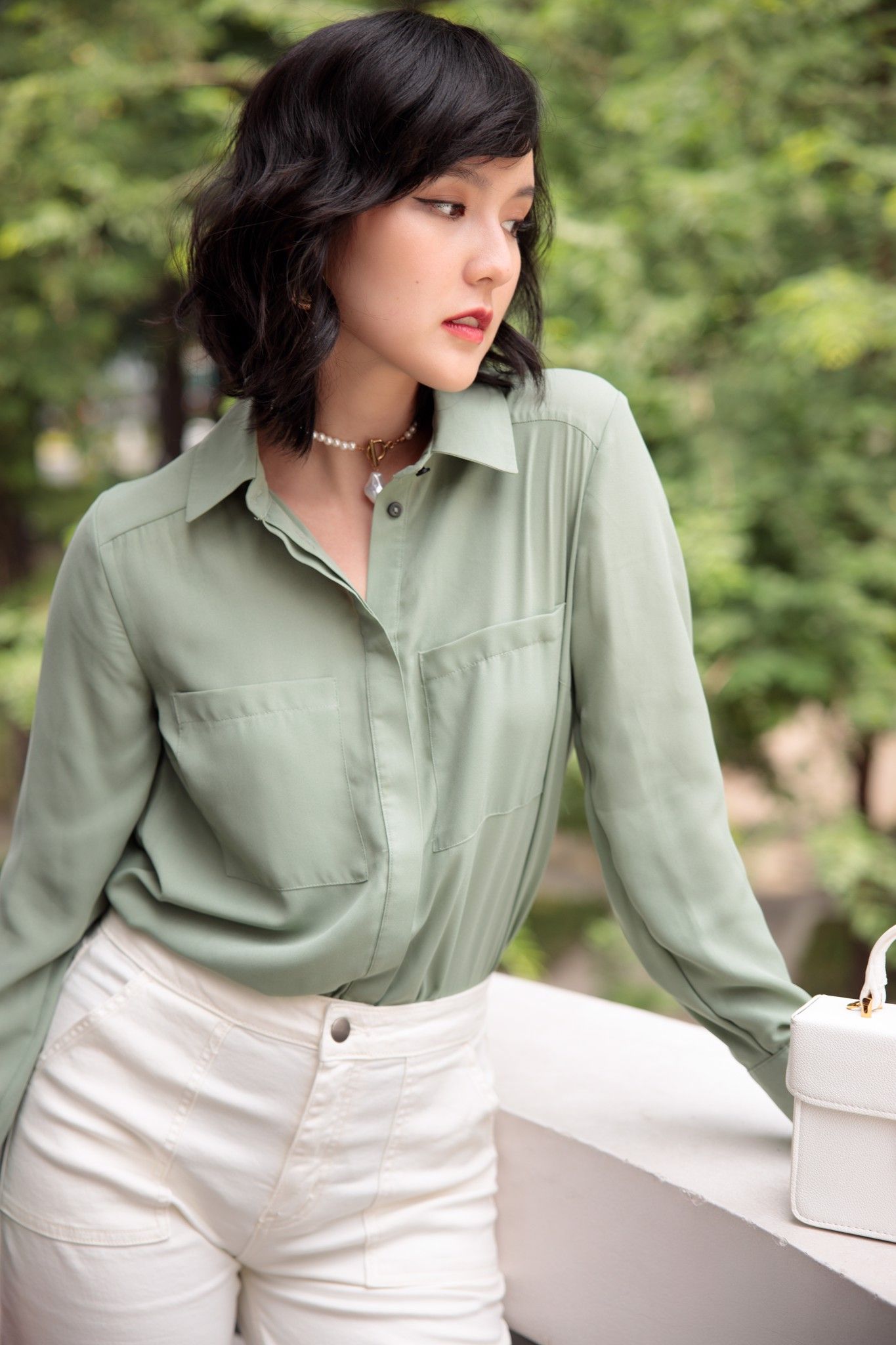 Áo Sơ Mi Lụa Cát Trơn Jee