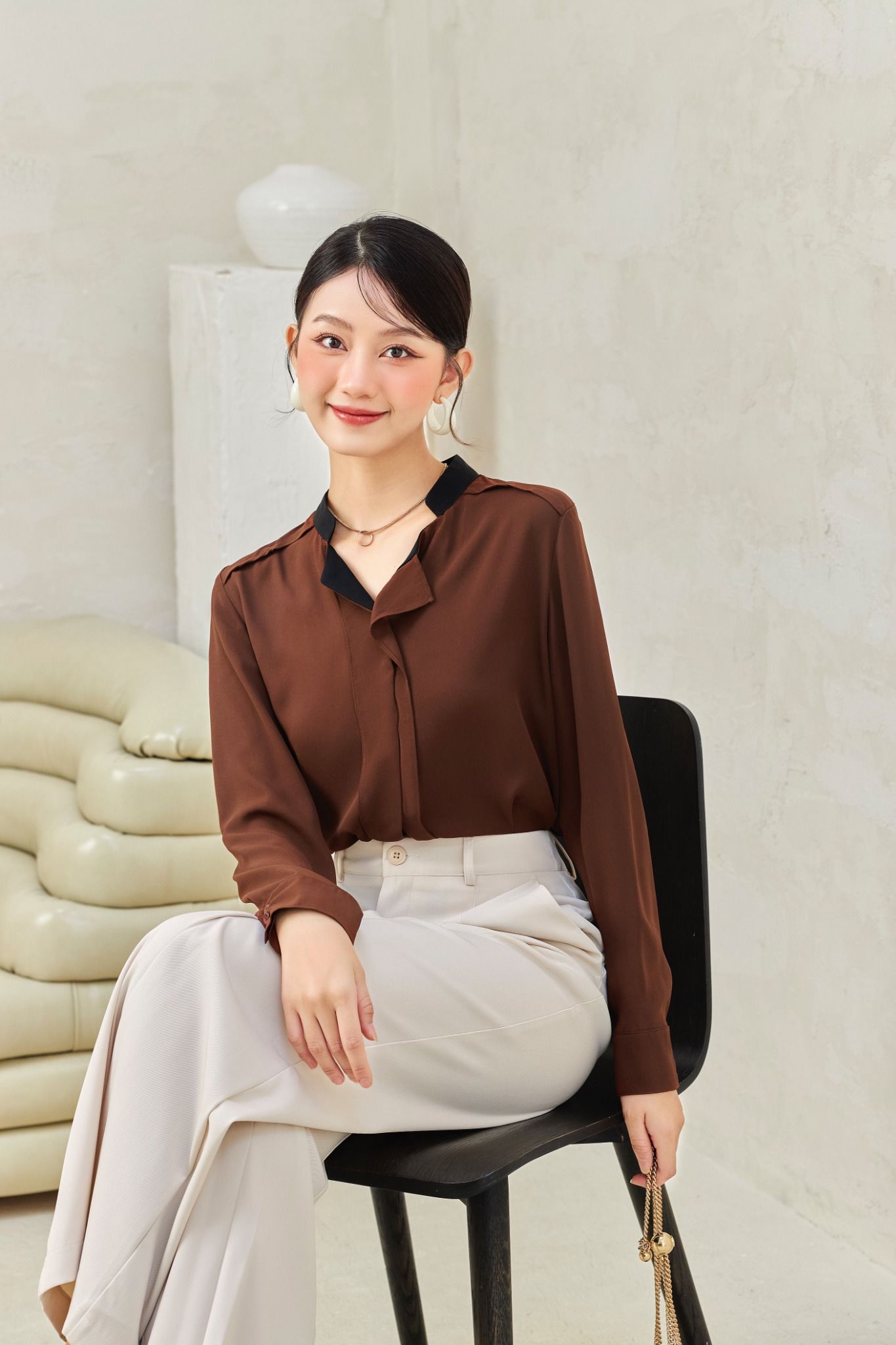 Áo Kiểu Cổ Rũ FAK063