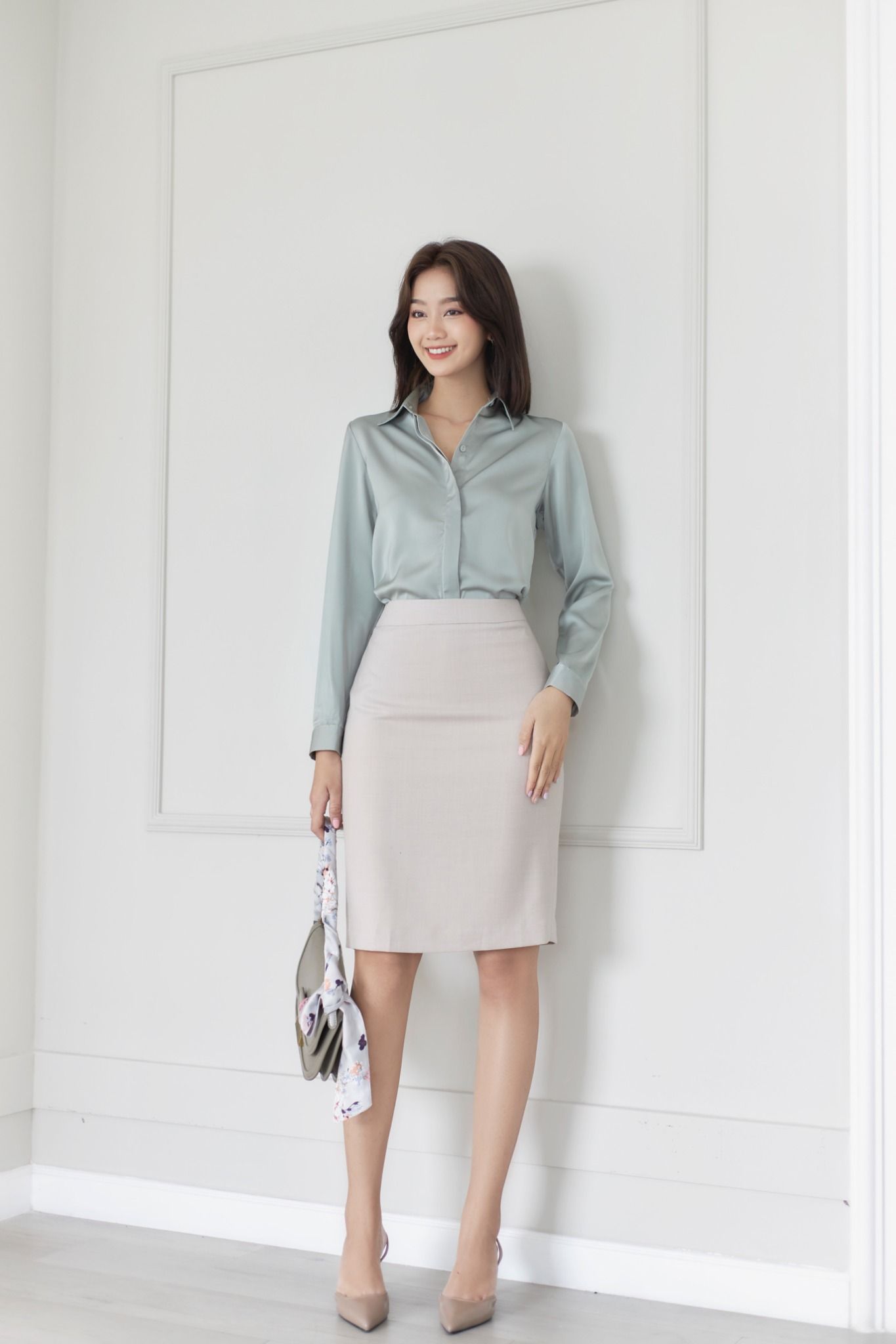 Chân Váy Bút Chì Ngang Gối YVB014