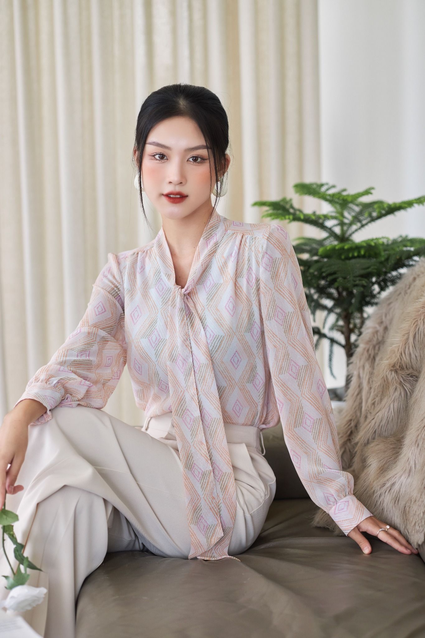 Áo Nơ Voan Hình Thoi FAK061