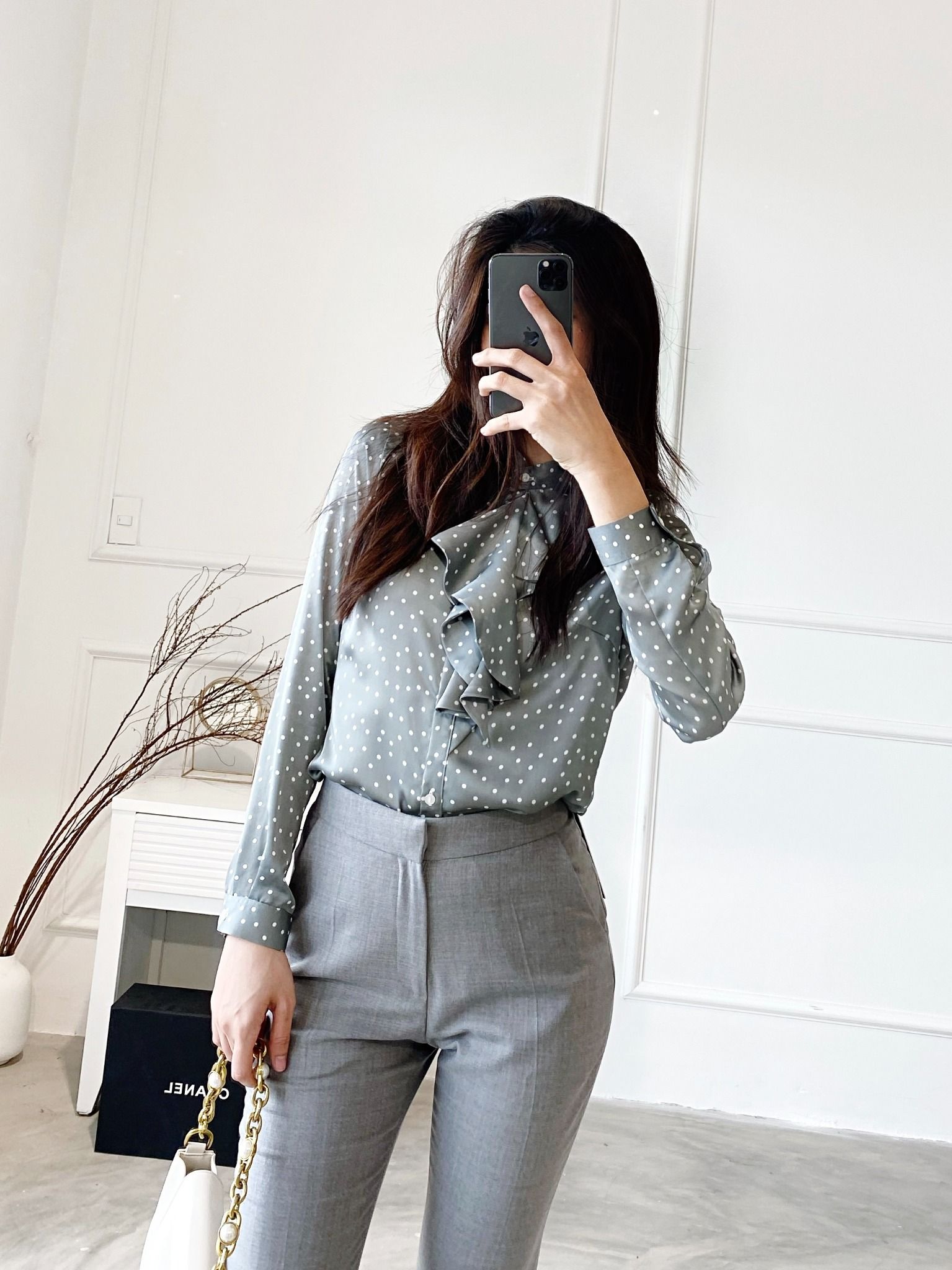 Áo Cổ Bèo Chấm Bi FAK041