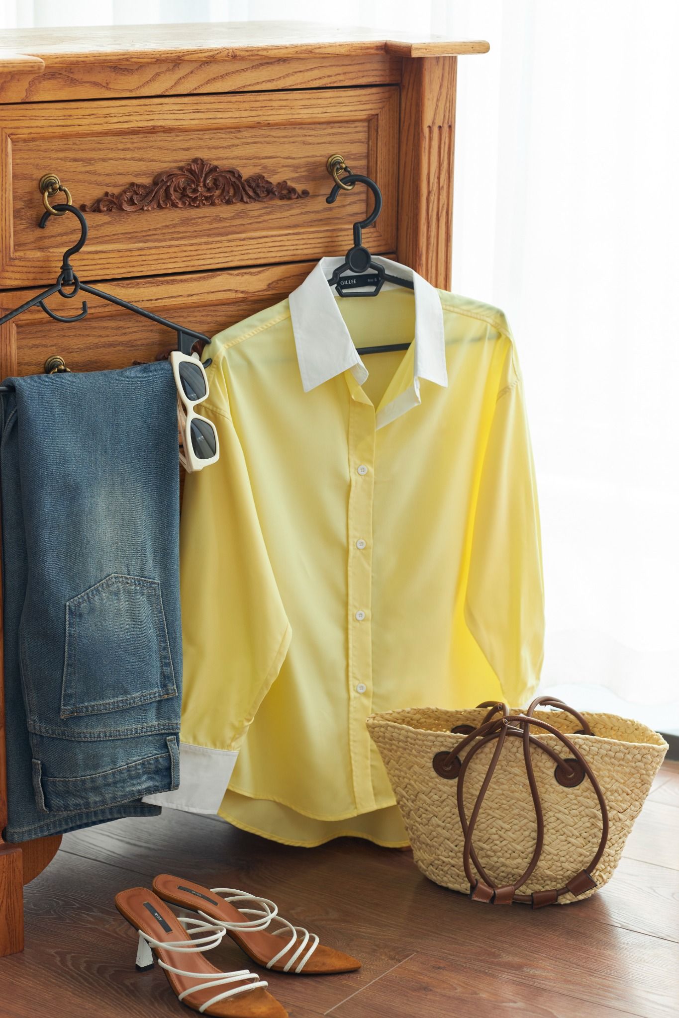 Áo Sơ Mi Trơn Phối Cổ Oversize FAS351