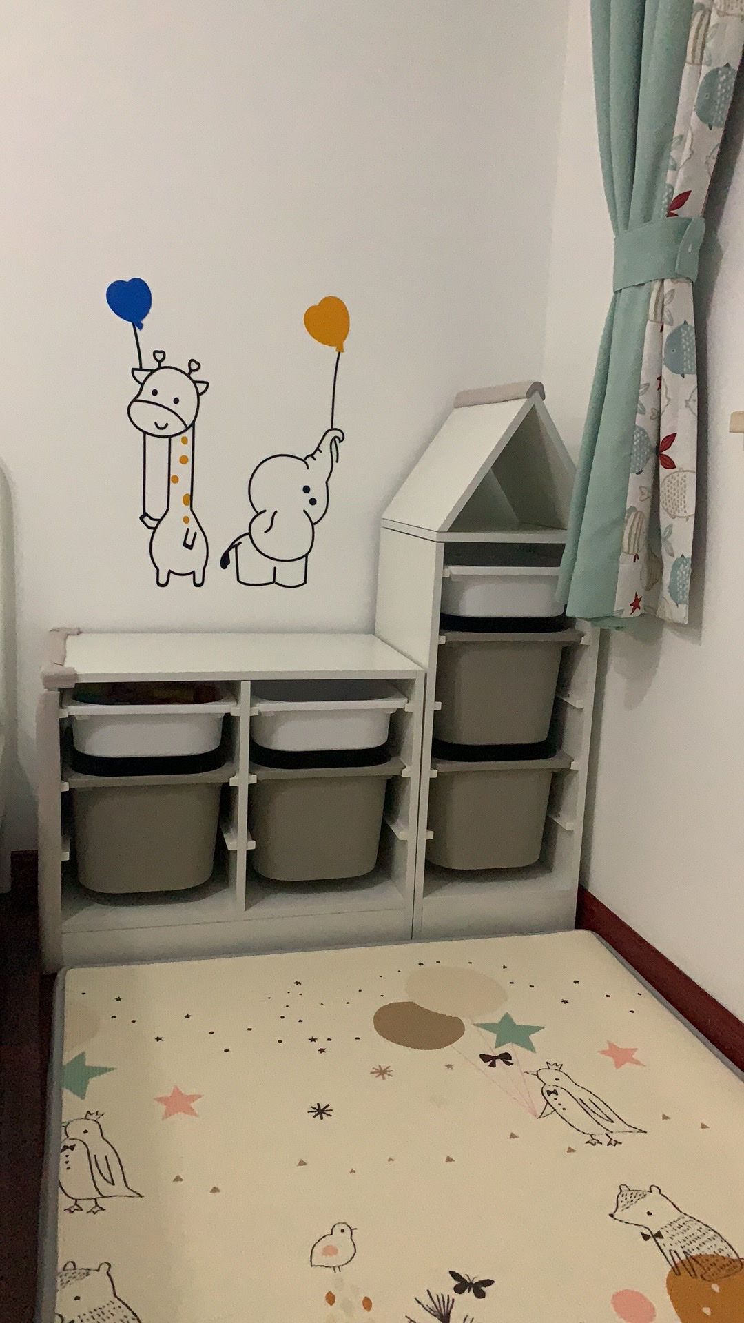 Tranh mica EPeBen dán tường nổi 3d hình Các con vật dễ thương trang trí phòng cho bé, cửa ra vào, mẫu giáo, khu vui chơi